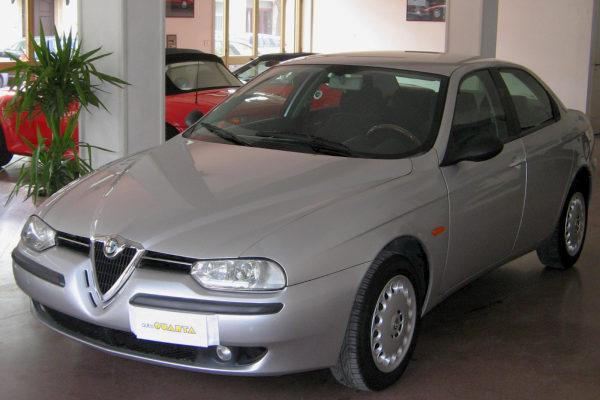 Photos: Car: Alfa Romeo 156 1.7 (pictures, images)