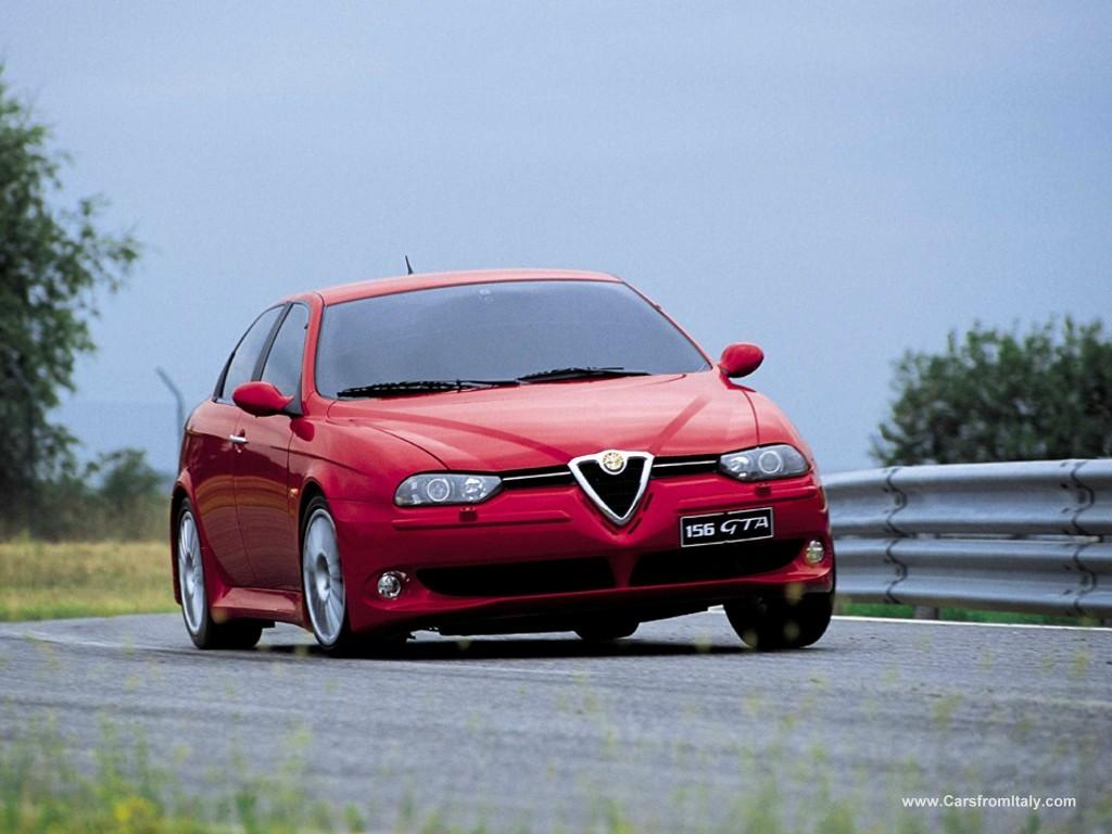 Photos: Car: Alfa Romeo 156 3.2 V6 GTA Sedan (pictures, images)
