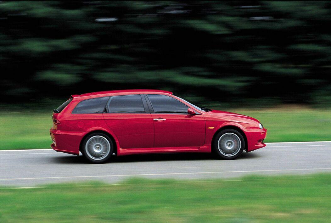 Photos: Car: Alfa Romeo 156 3.2 V6 GTA Sportwagon (pictures, images)