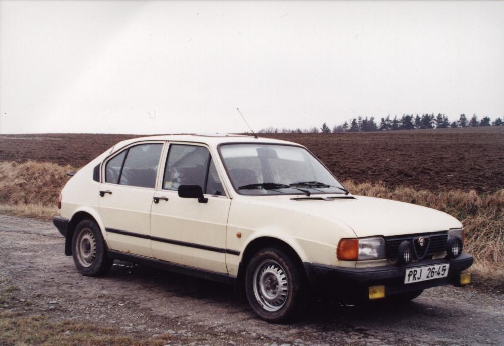 Article Car Alfa Romeo Alfasud 15 Sprint 