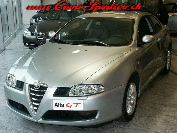 Photos: Car: Alfa Romeo GT Coupe (pictures, images)