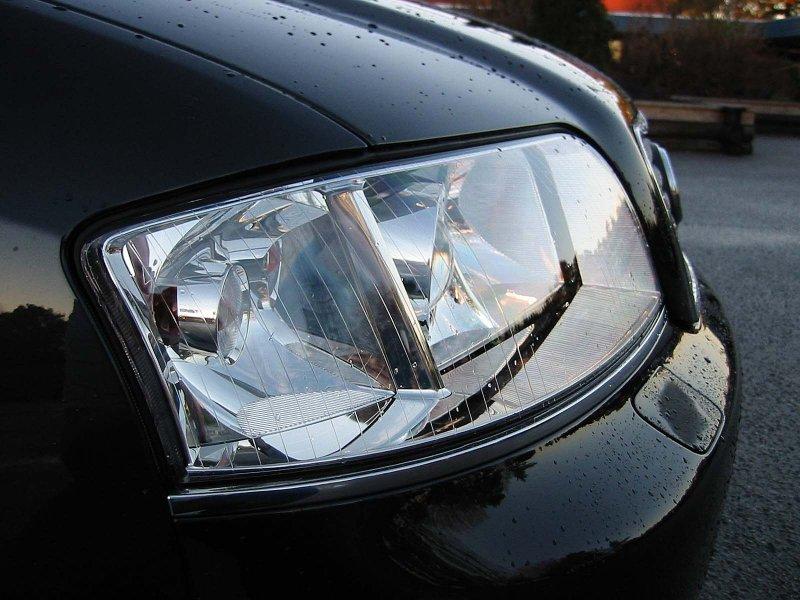 Photos: Car: Audi A4 Avant 2.4 (pictures, images)