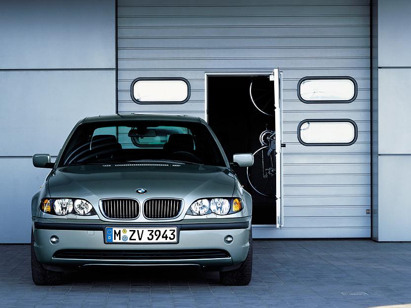 Photos: Car: BMW 330d (pictures, images)