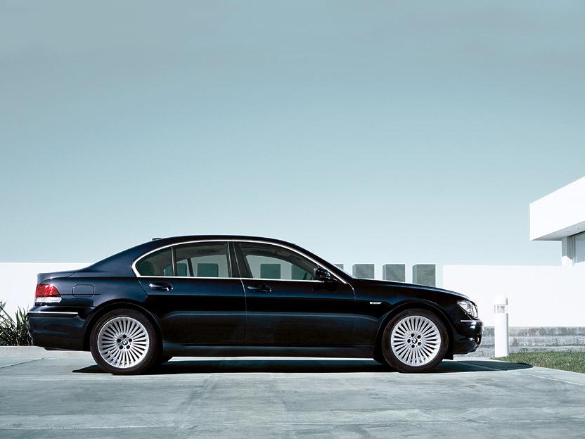 Photos: Car: BMW 730i (pictures, images)