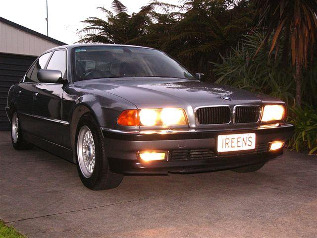 Photos: Car: BMW 745 (pictures, images)