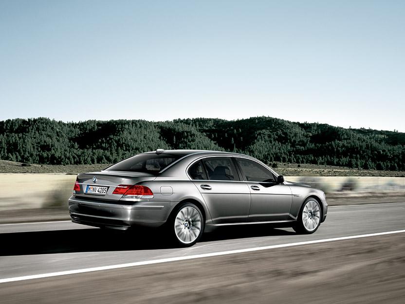 Photos: Car: BMW 760i (pictures, images)
