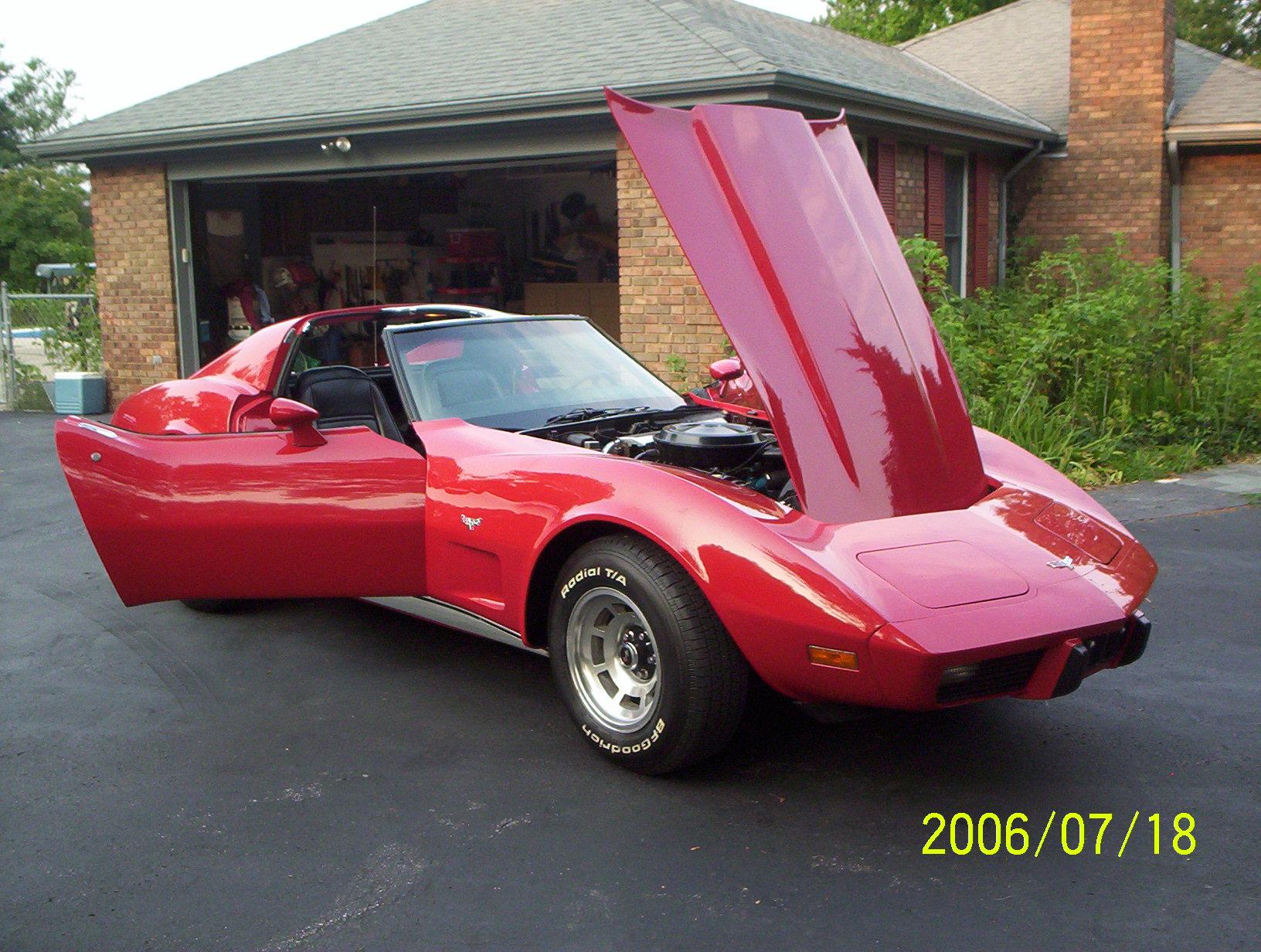 Photos: Car: Chevrolet Corvette (pictures, images)