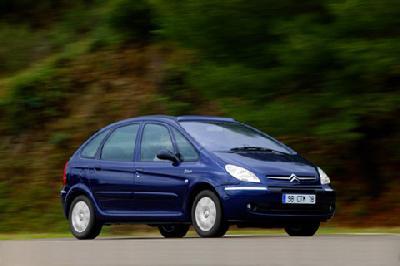 Photos: Car: Citroen Xsara Picasso 2.0 Exclusive (pictures, images)