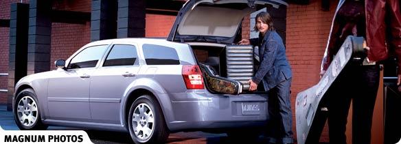Photos: Car: Dodge Magnum RT 4WD (pictures, images)