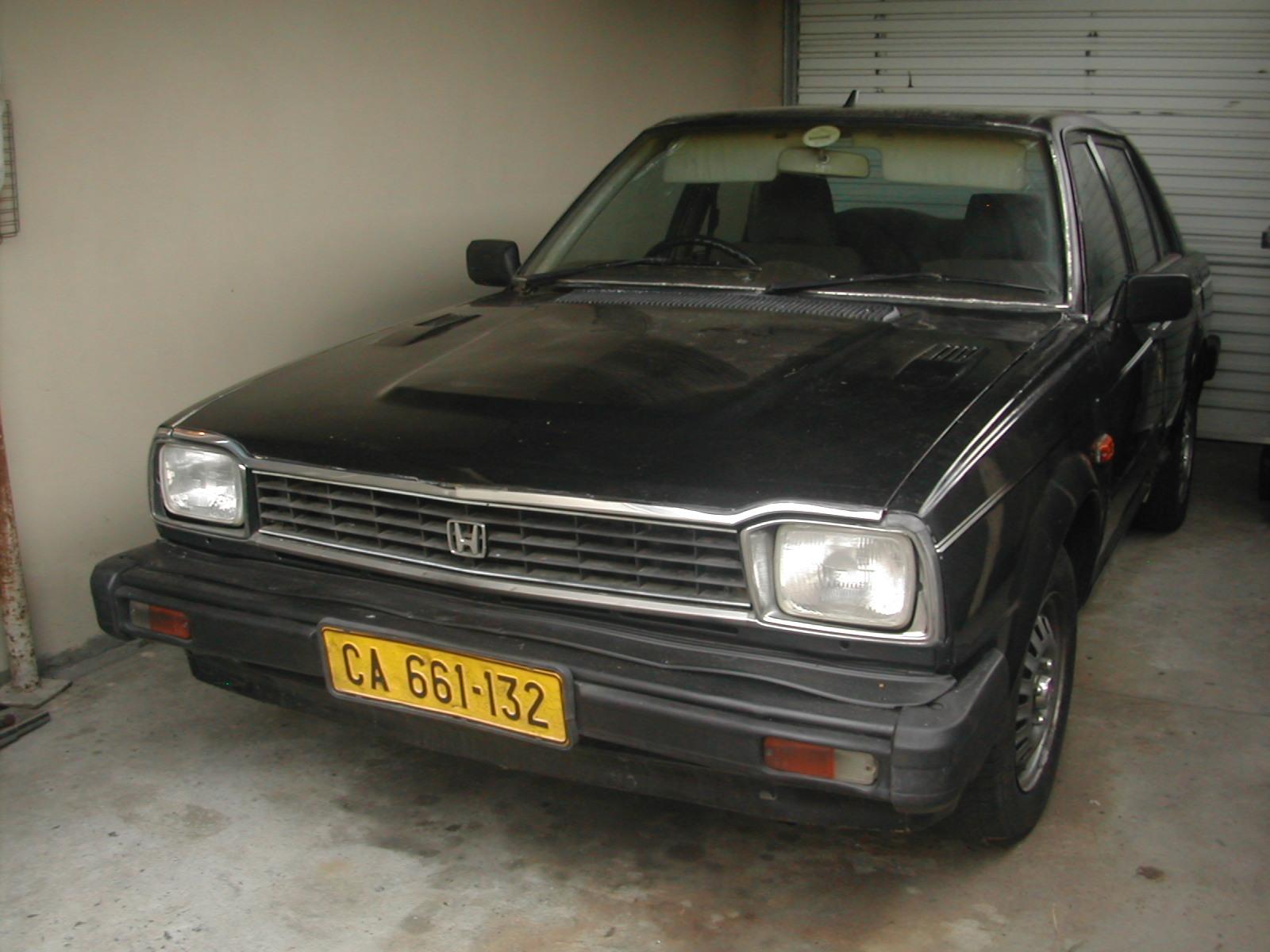 Photos: Car: Honda Ballade (pictures, images)