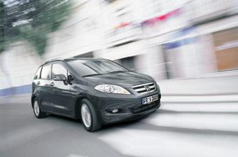 Photos: Car: Honda FR-V 2.2i-CTDi (pictures, images)