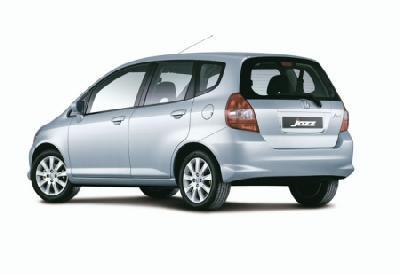 Photos: Car: Honda Jazz (pictures, images)
