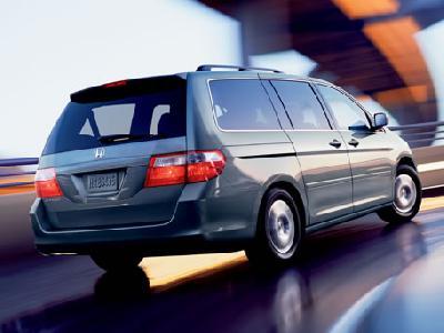 Photos: Car: Honda Odyssey (pictures, images)