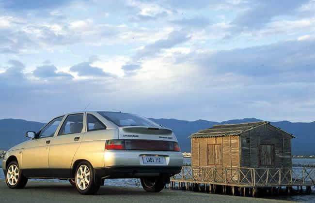 Photos: Car: Lada 112 1.5 Li (pictures, images)
