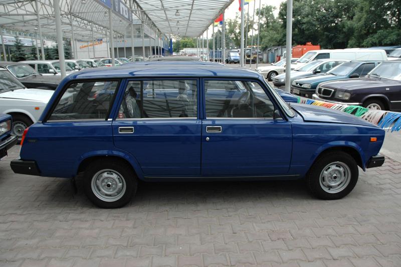 Photos: Car: Lada 2104 (pictures, images)
