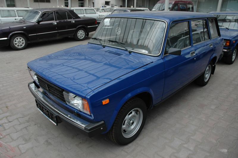 Photos: Car: Lada 2104 (pictures, images)