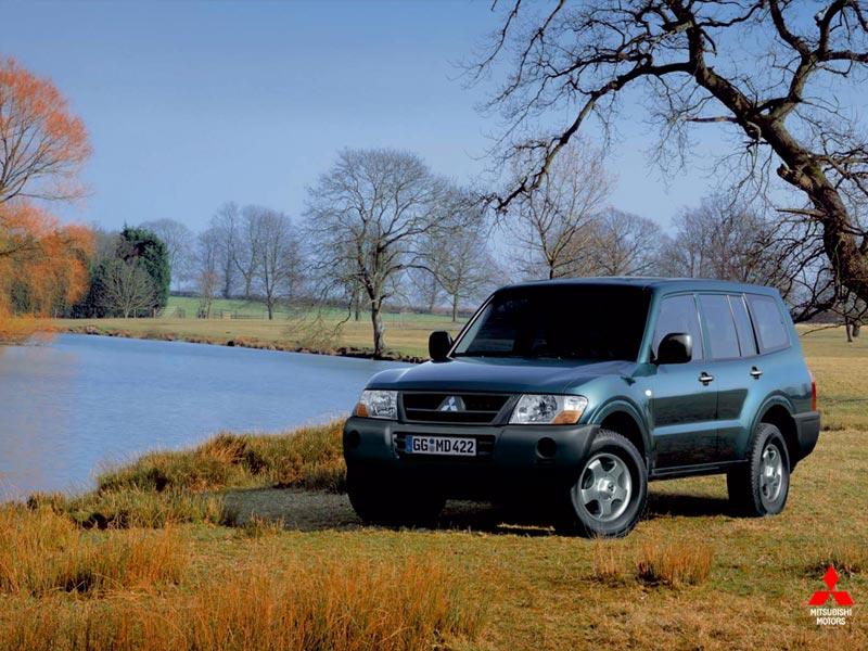 Photos: Car: Mitsubishi Pajero 2.5 TD Classic (pictures, images)