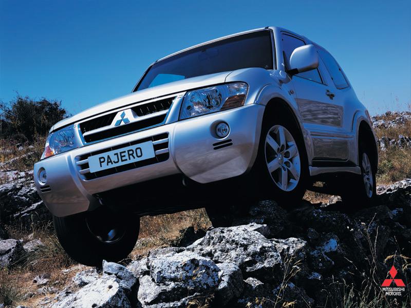 Photos: Car: Mitsubishi Pajero Pinin 1.8 Comfort (pictures, images)
