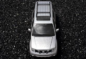 Photos: Car: Nissan Pathfinder SE (pictures, images)