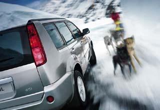 Photos: Car: Nissan XTrail 2.2 D SE 4x4 (pictures, images)