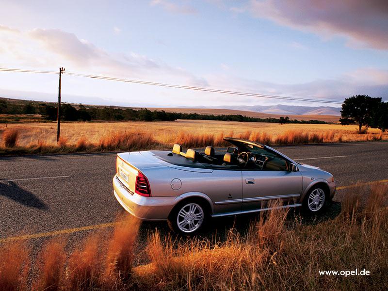 Photos: Car: Opel Astra 2.2 Cabriolet (pictures, images)