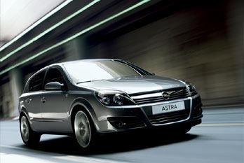Photos: Car: Opel Astra GTC 2.0 Turbo (pictures, images)