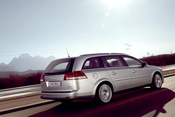 Photos: Car: Opel Vectra 1.9 CDTi Caravan (pictures, images)