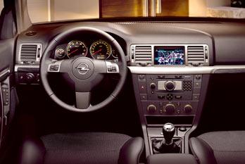 Photos: Car: Opel Vectra 2.0 DTI (pictures, images)