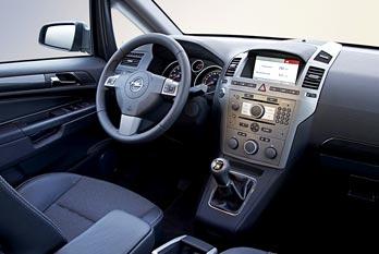 Photos: Car: Opel Zafira 1.8 Automatic (pictures, images)