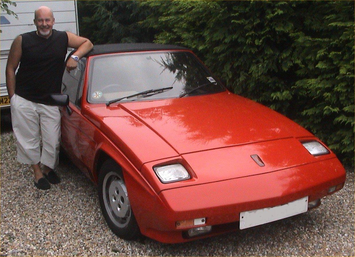 Photos: Car: Reliant Scimitar SS1 1600 (pictures, images)