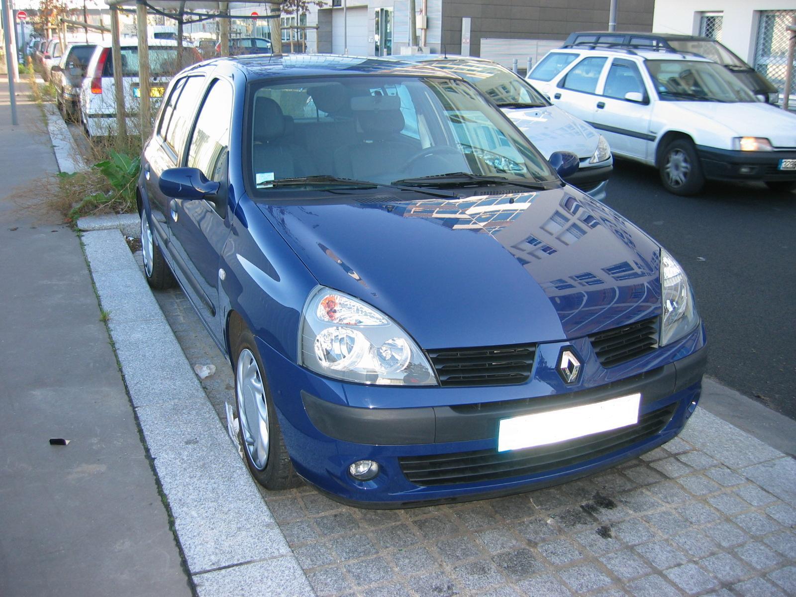 Photos: Car: Renault Clio 1.6 Dynamique (pictures, images)