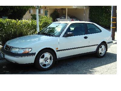 Photos: Car: Saab 900 (pictures, images)