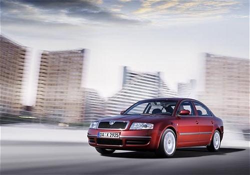 Photos: Car: Skoda Superb 2.0 (pictures, images)