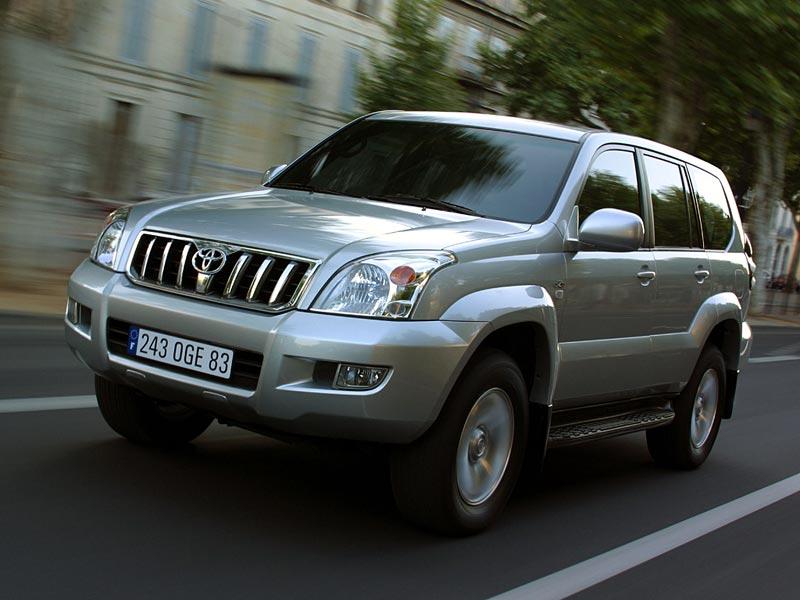 Photos: Car: Toyota LandCruiser 3.0 D-4D Executive (pictures, images)