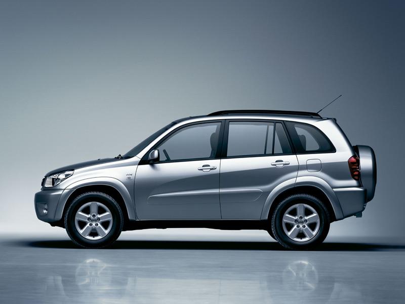 Photos: Car: Toyota Rav 4 2.0 4x4 (pictures, images)