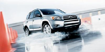 Photos: Car: Toyota RAV4 2.0 D-4D 4x4 (pictures, images)