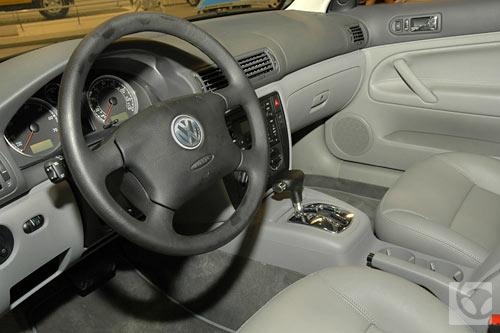 Photos: Car: Volkswagen Passat 2.5 V6 TDI Comfortline (pictures, images)