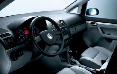 Photos: Car: Volkswagen Touran 2.0 FSI Highline (pictures, images)