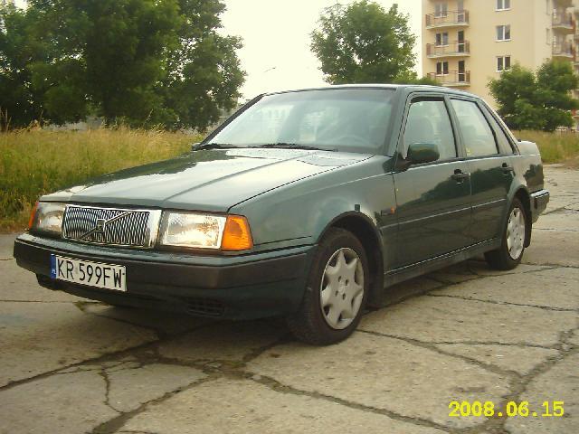 Photos: Car: volvo 460 gl (pictures, images)