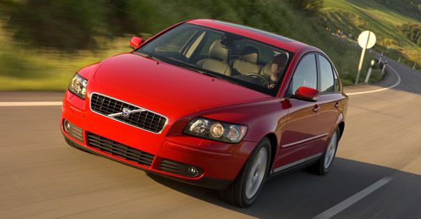 Photos: Car: Volvo S40 2.0 D (pictures, images)