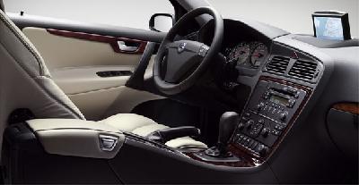 Photos: Car: Volvo S60 2.4 D5 Automatic (pictures, images)