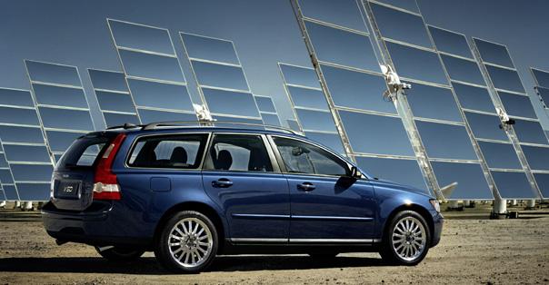 Photos: Car: Volvo V50 2.4i (pictures, images)