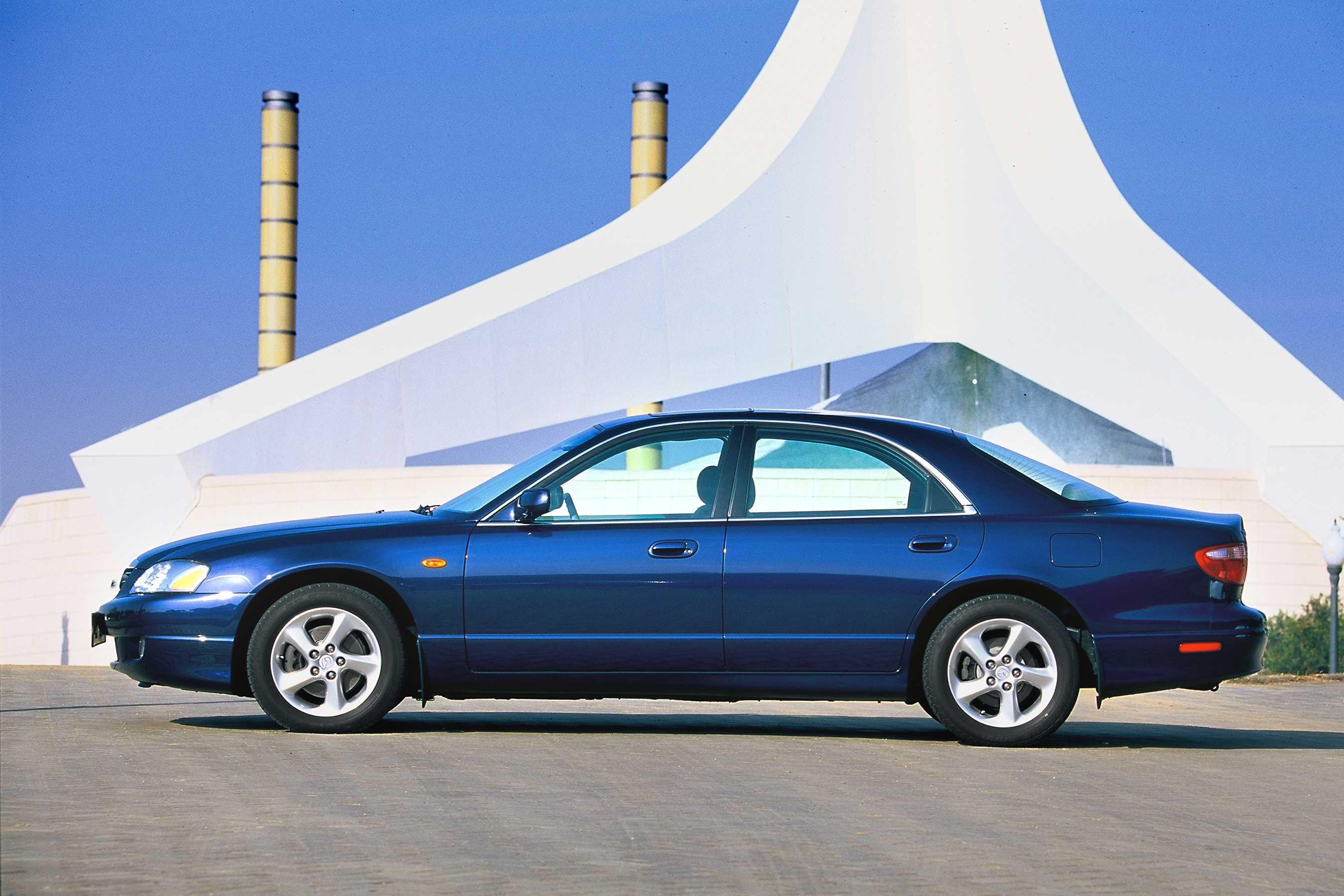Photos: Car: Xedos 9 (pictures, images)
