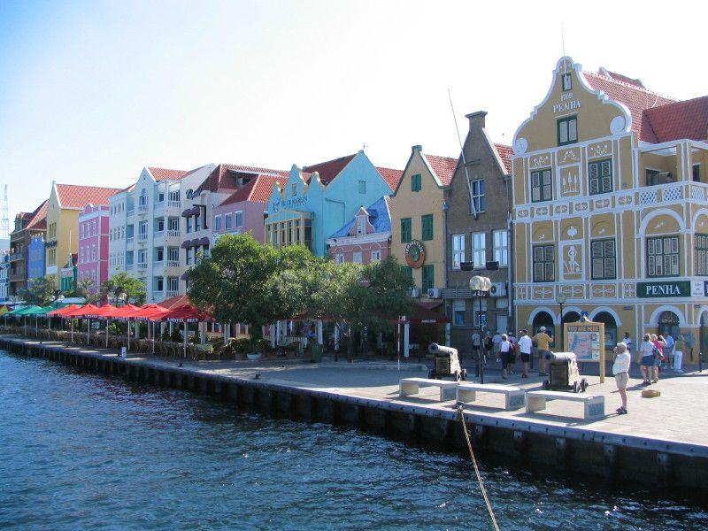 Photos: Saint Kitts and Nevis (pictures, images)
