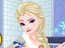 Play game free and online: Elsa gets inked