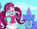 Play free game online: Monster high dream castle