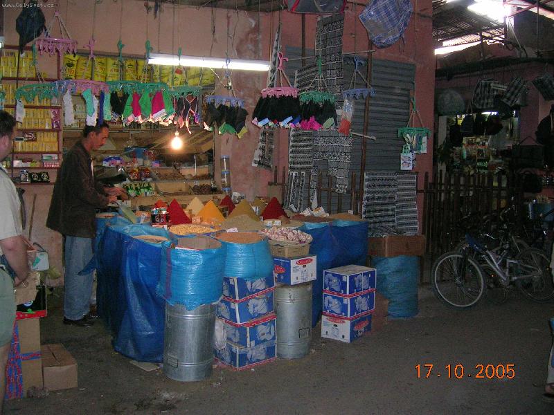 Photo: Tržiště-Typické prostředí arabských trhů