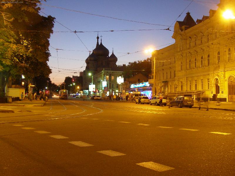 Photo: Odesa,chrám,noční snímek.