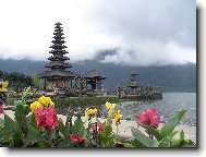 Chrm Puru Ulun Danu - Bali